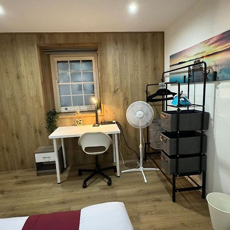 Cozy Two Bedroom Apartment Sleeps 6 Near Camden Market Hw10 London Eksteriør billede