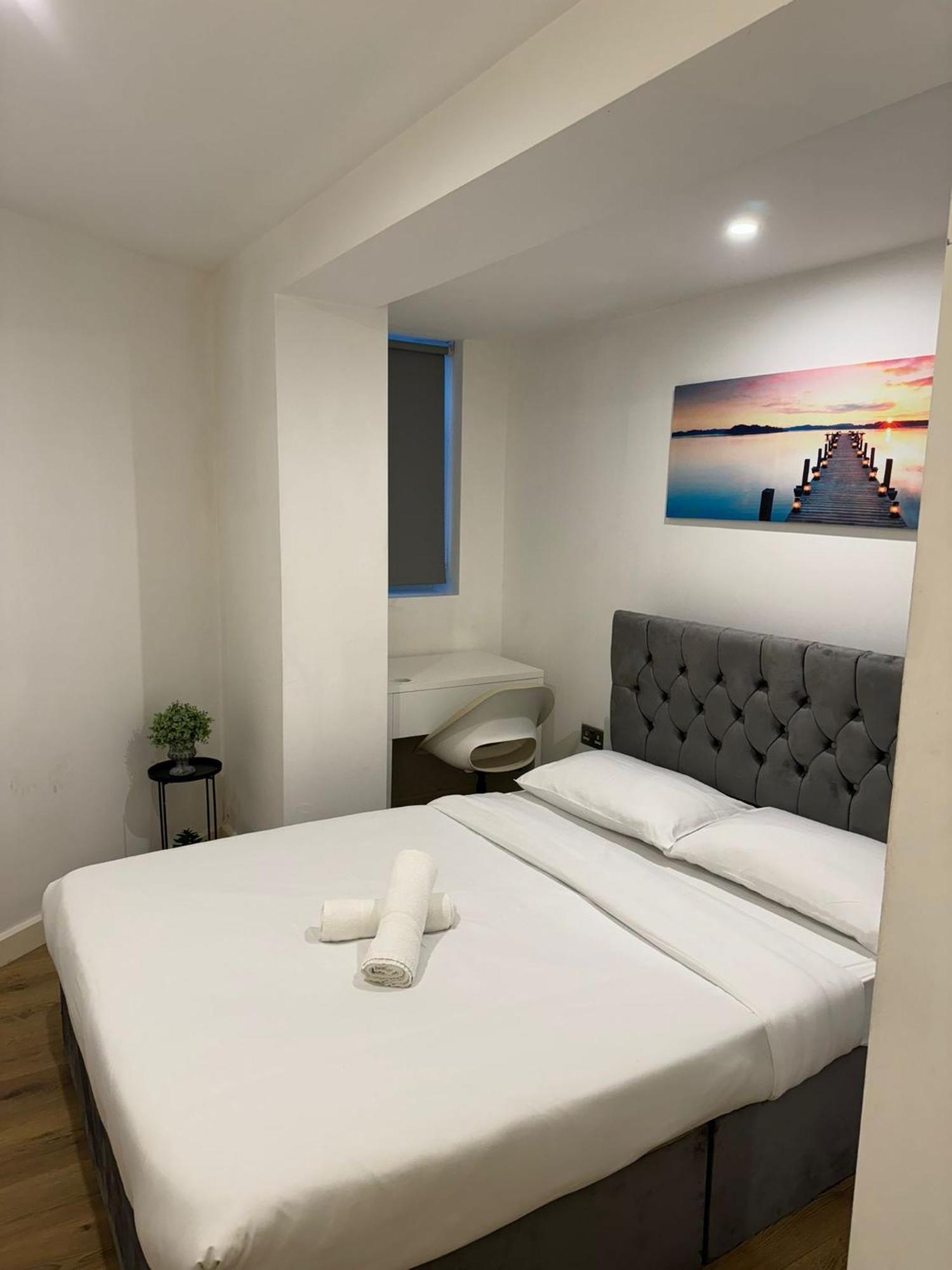Cozy Two Bedroom Apartment Sleeps 6 Near Camden Market Hw10 London Eksteriør billede